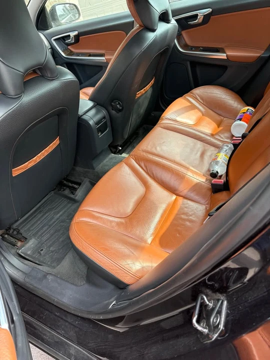 2011 Volvo S60 2nd Gen - Image 7 of 9