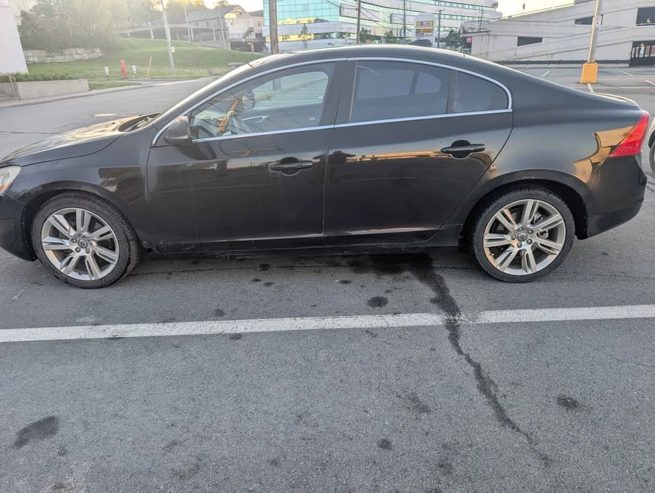 2011 Volvo S60 2nd Gen - Image 4 of 6