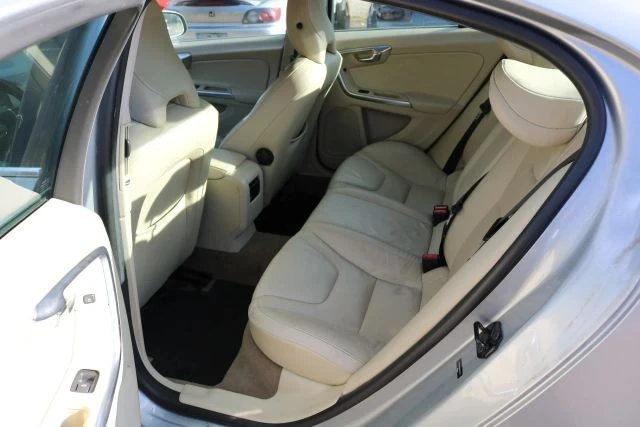 2011 Volvo S60 2nd Gen - Image 11 of 12