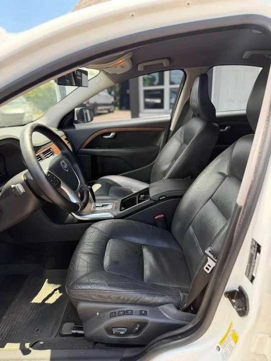 2011 Volvo S80 2nd Gen - Image 3 of 6