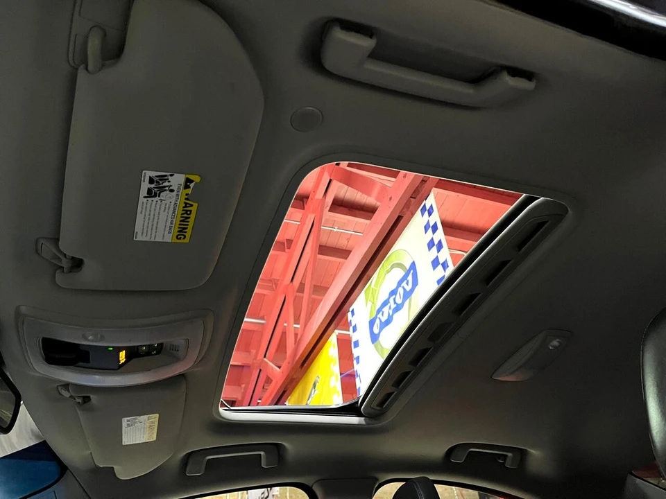 2011 Volvo S80 2nd Gen - Image 23 of 31