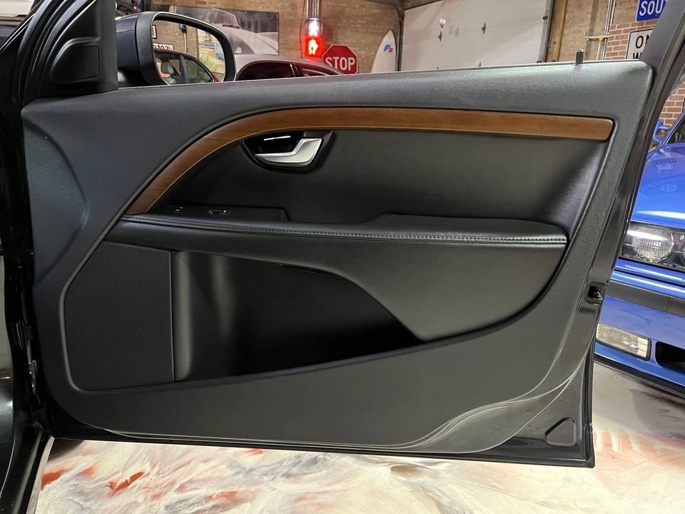 2011 Volvo S80 2nd Gen - Image 31 of 31