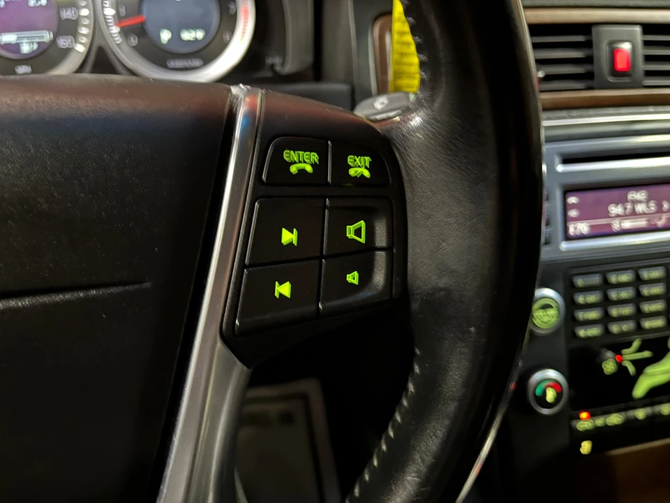 2011 Volvo S80 2nd Gen - Image 15 of 31