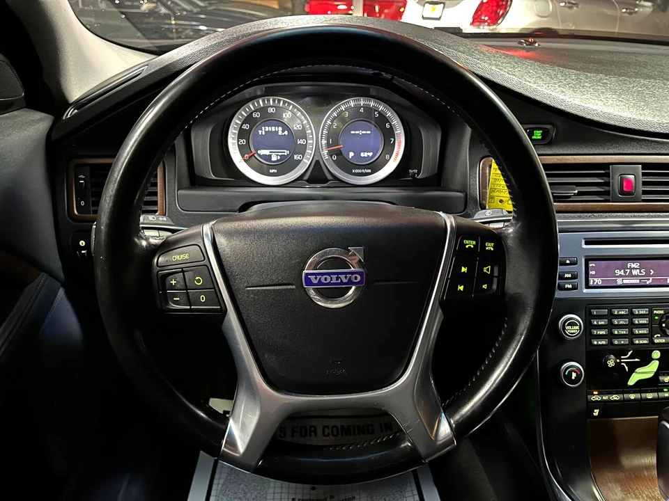 2011 Volvo S80 2nd Gen - Image 12 of 31