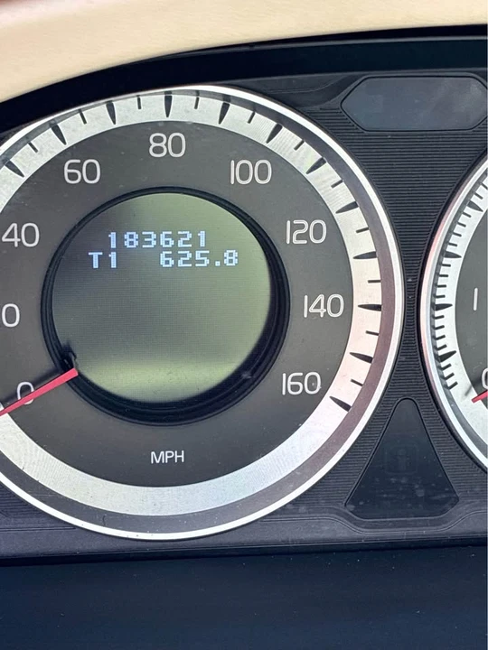 2011 Volvo S80 2nd Gen - Image 10 of 10