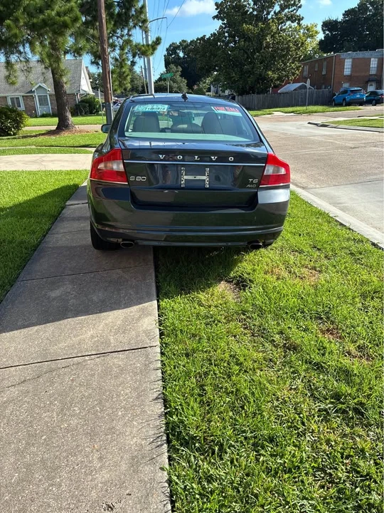 2011 Volvo S80 2nd Gen - Image 2 of 10