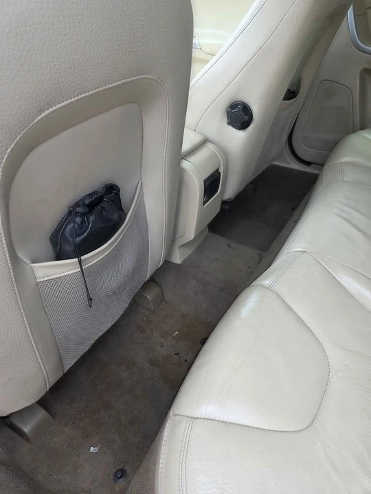 2011 Volvo XC60 1st Gen - Image 9 of 10