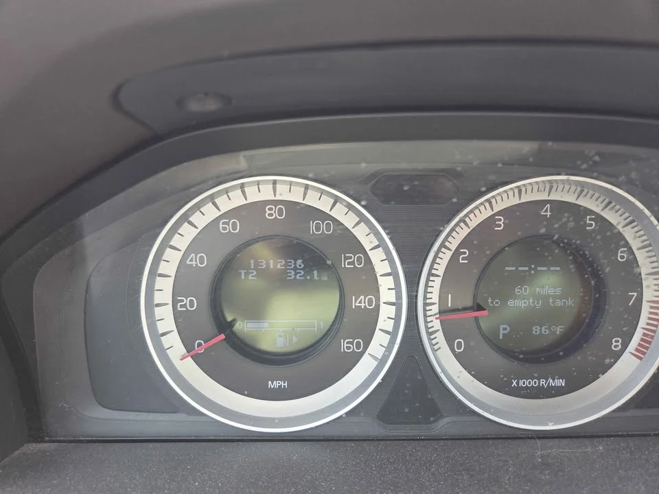 2011 Volvo XC60 1st Gen - Image 10 of 10
