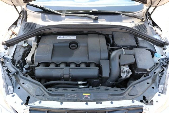 2011 Volvo XC60 1st Gen - Image 16 of 16