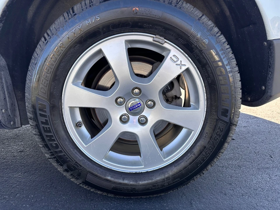 2011 Volvo XC60 1st Gen - Image 19 of 20