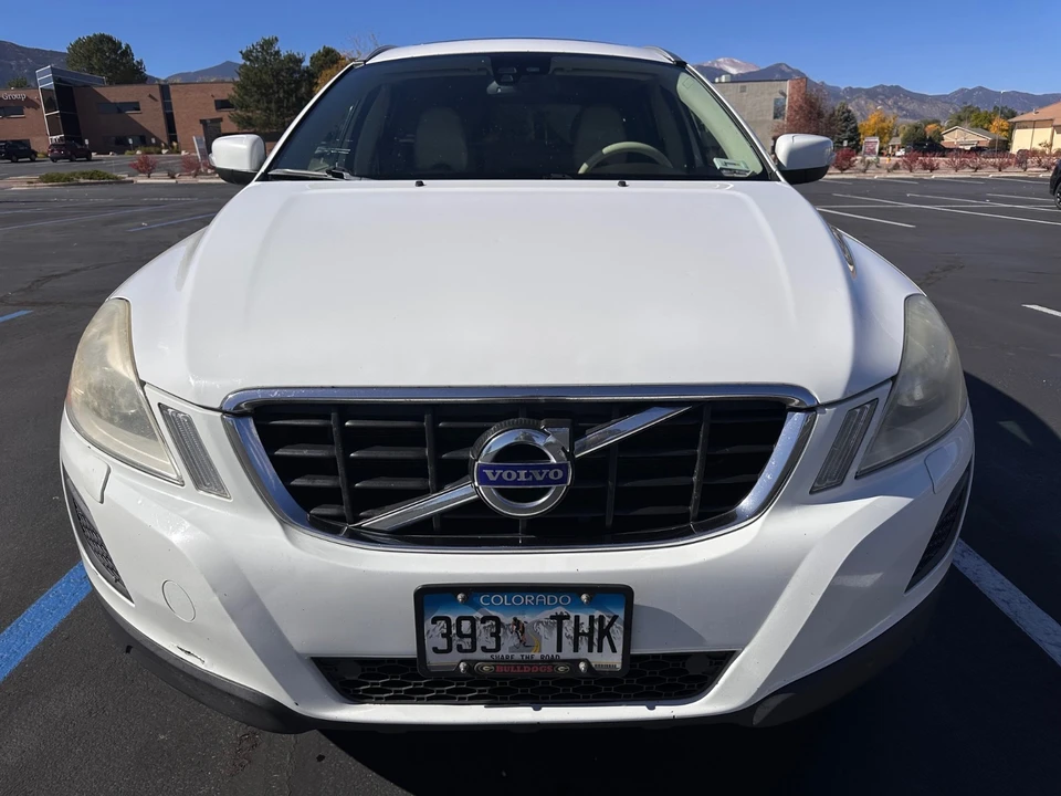 2011 Volvo XC60 1st Gen - Image 15 of 20