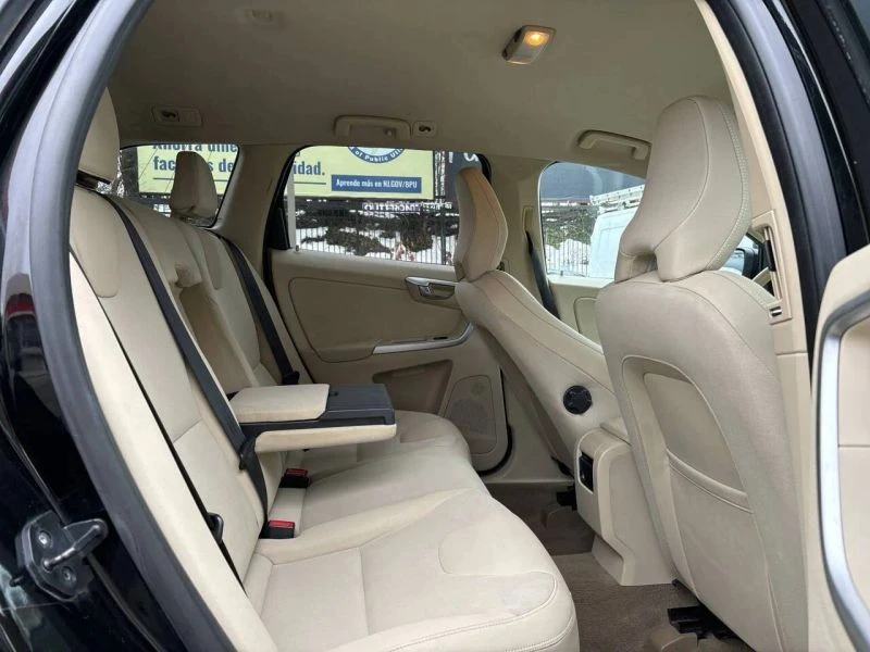 2011 Volvo XC60 1st Gen - Image 10 of 12