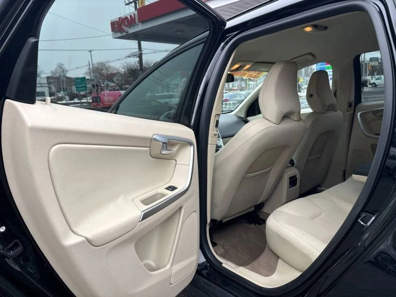 2011 Volvo XC60 1st Gen - Image 12 of 12