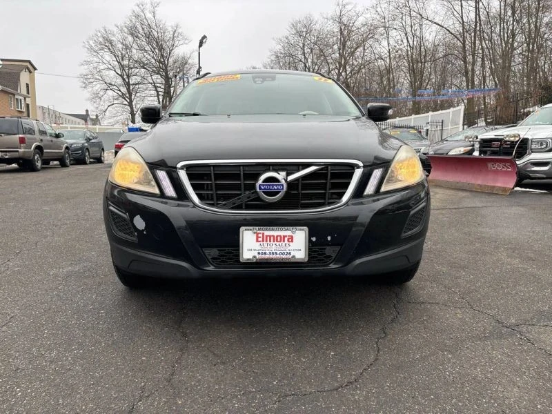 2011 Volvo XC60 1st Gen - Image 2 of 12