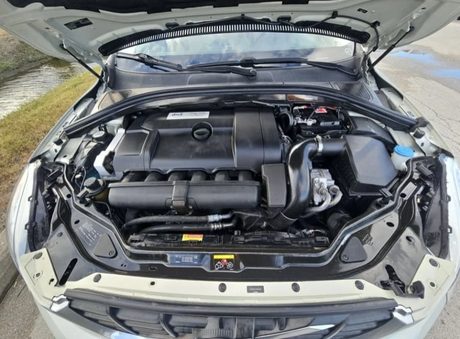 2011 Volvo XC60 1st Gen - Image 23 of 23
