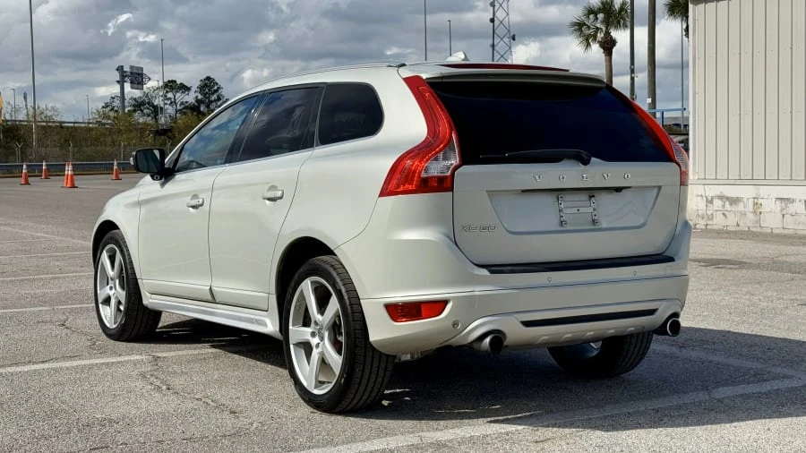 2011 Volvo XC60 1st Gen - Image 7 of 23