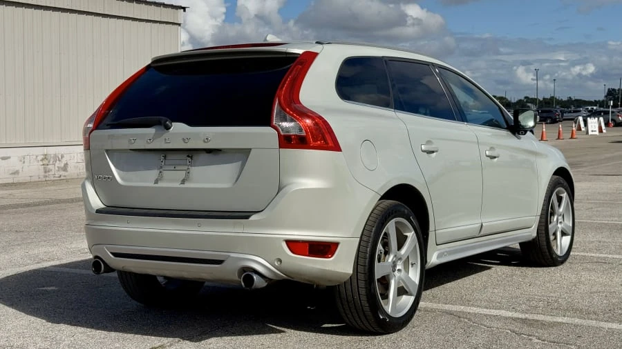2011 Volvo XC60 1st Gen - Image 3 of 23