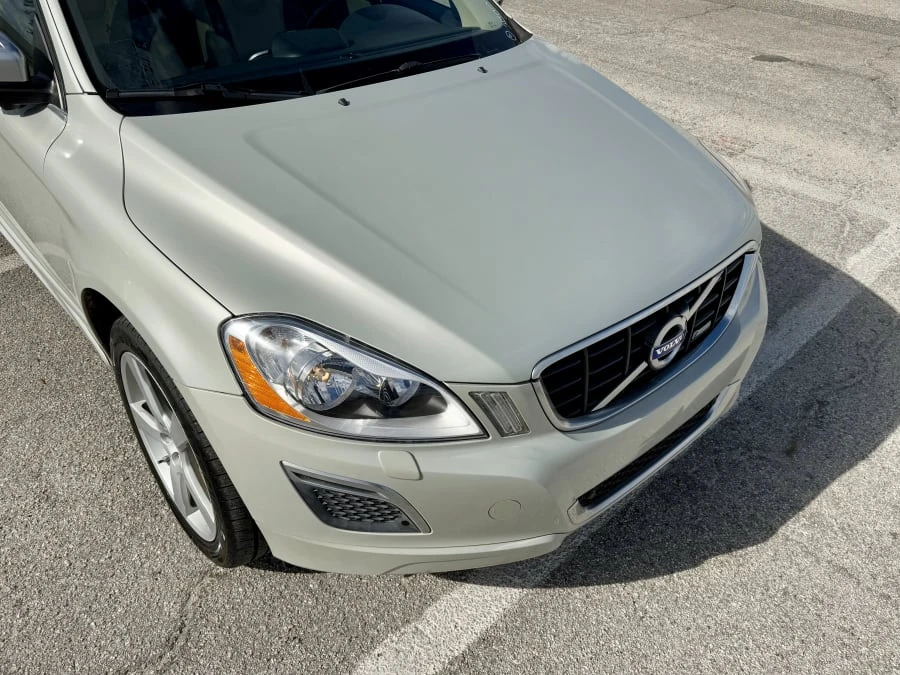 2011 Volvo XC60 1st Gen - Image 10 of 23
