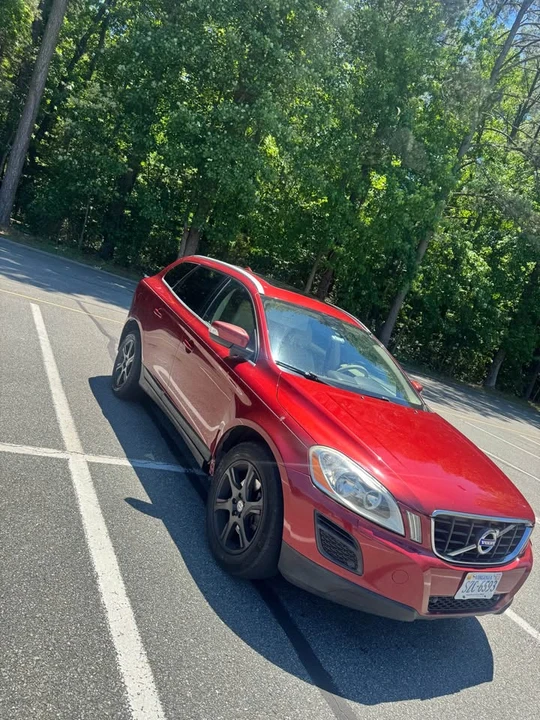 2011 Volvo XC60 1st Gen - Image 4 of 14
