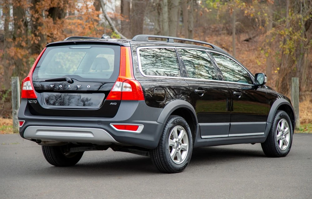 2011 Volvo XC70 3rd Gen - Image 5 of 19