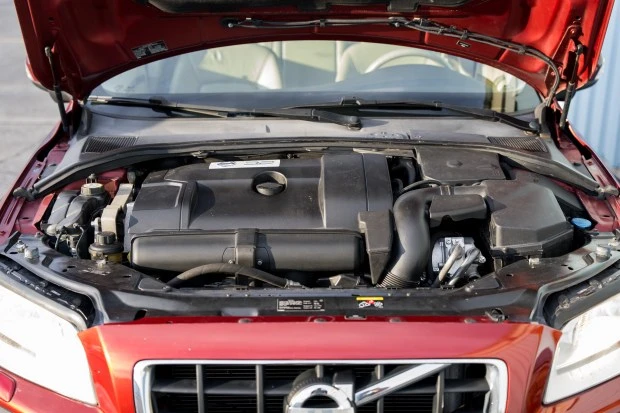 2011 Volvo XC70 3rd Gen - Image 6 of 6
