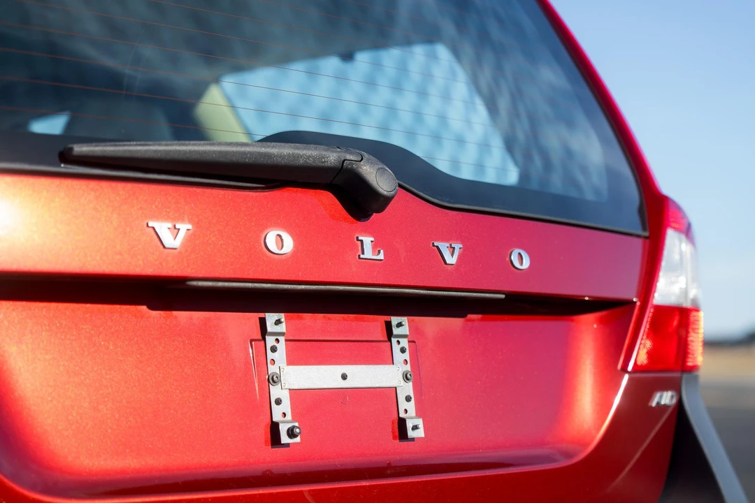 2011 Volvo XC70 3rd Gen - Image 26 of 31