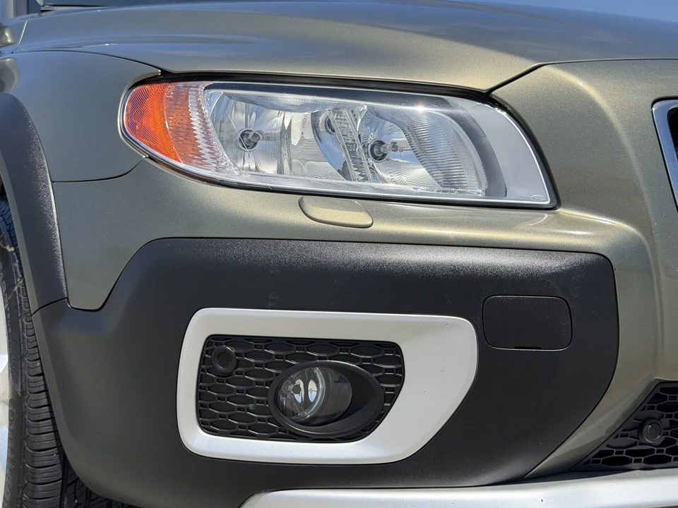 2011 Volvo XC70 3rd Gen - Image 31 of 31