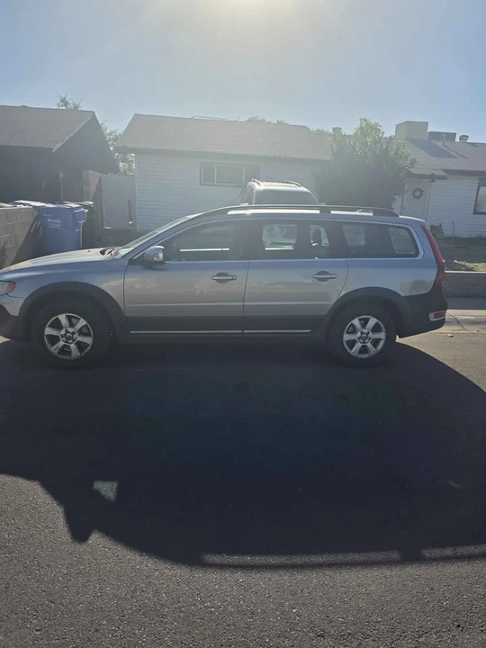 2011 Volvo XC70 3rd Gen - Image 2 of 14