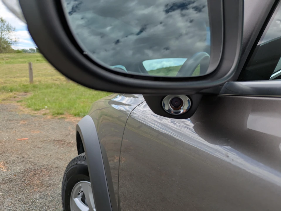 2011 Volvo XC70 3rd Gen - Image 22 of 31