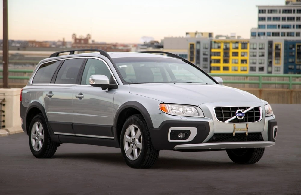 2011 Volvo XC70 3rd Gen - Image 4 of 19