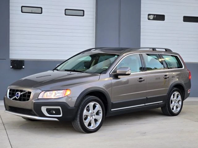 2011 Volvo XC70 3rd Gen - Image 4 of 31
