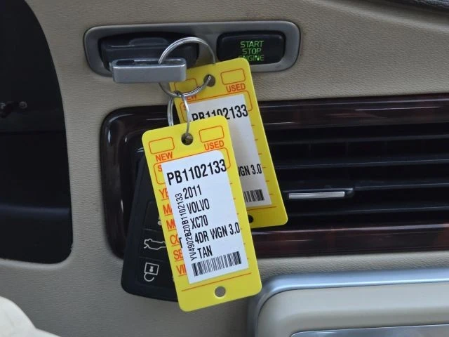 2011 Volvo XC70 3rd Gen - Image 29 of 31