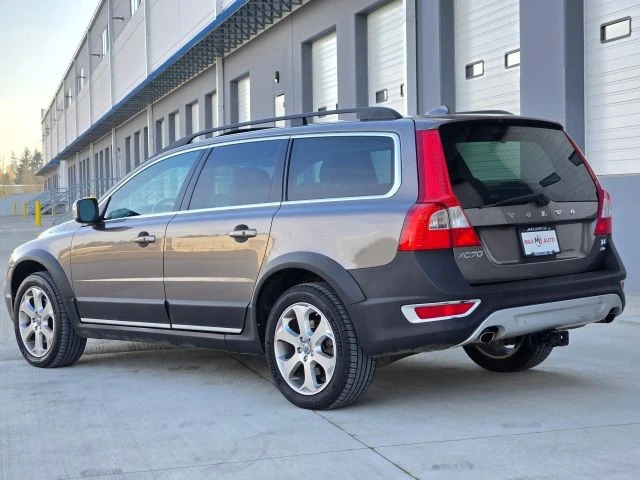 2011 Volvo XC70 3rd Gen - Image 6 of 21