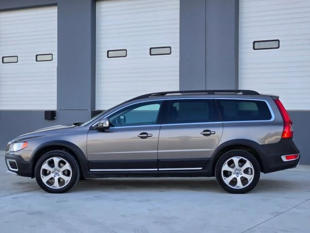 2011 Volvo XC70 3rd Gen - Image 5 of 21
