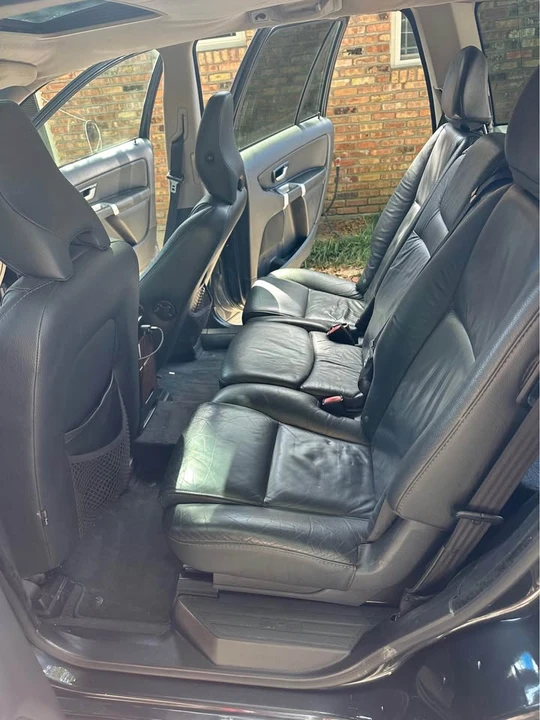 2011 Volvo XC90 1st Gen - Image 16 of 20