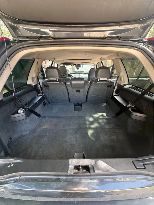 2011 Volvo XC90 1st Gen - Image 17 of 20