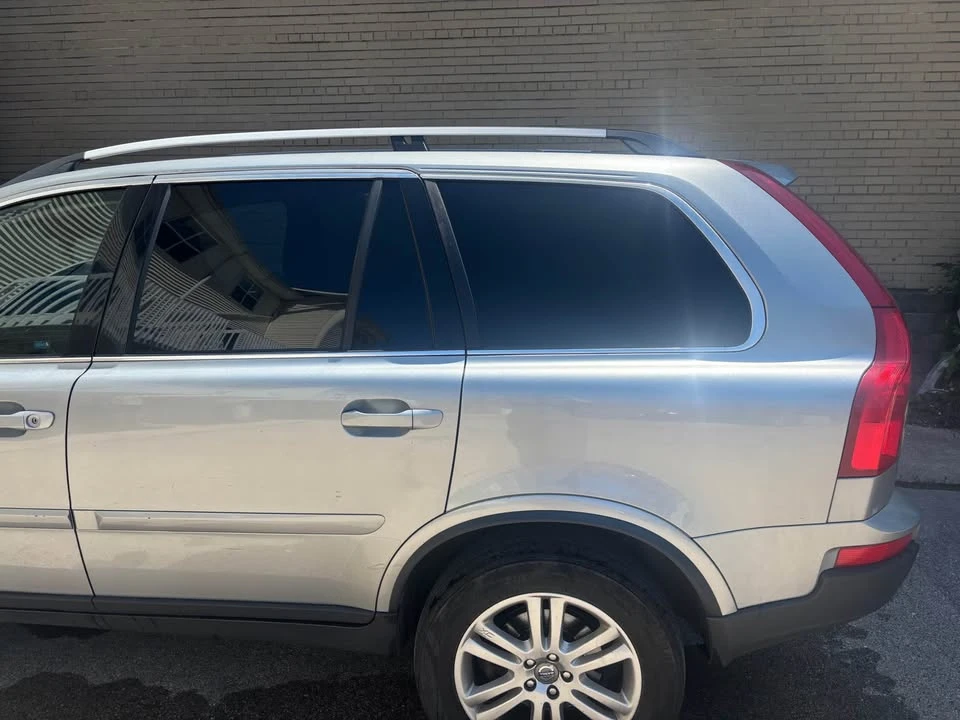 2011 Volvo XC90 1st Gen - Image 15 of 16