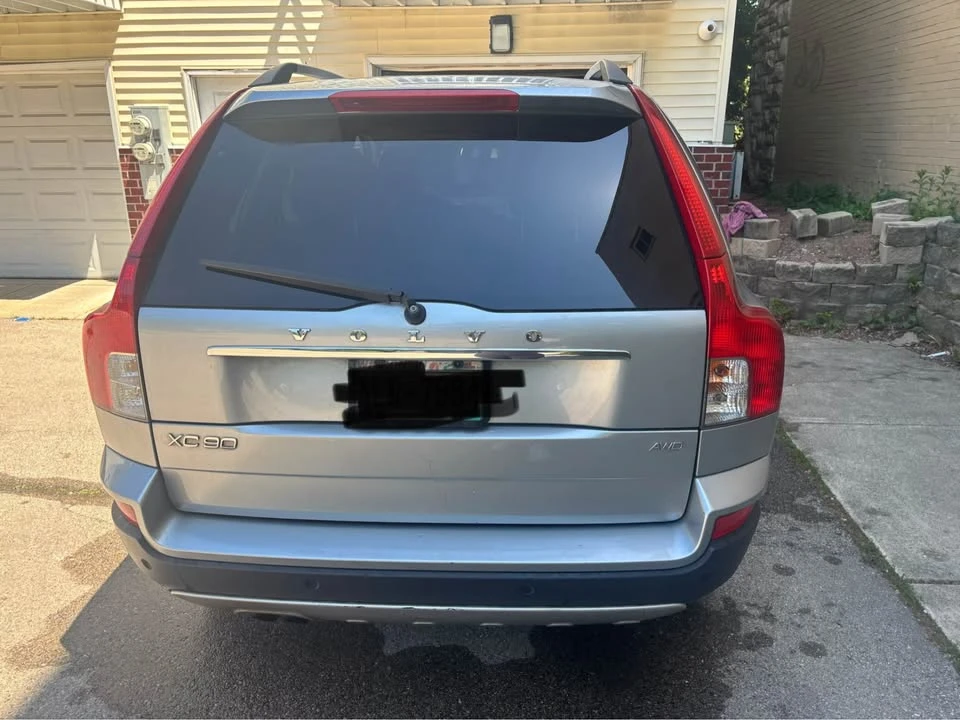 2011 Volvo XC90 1st Gen - Image 14 of 16
