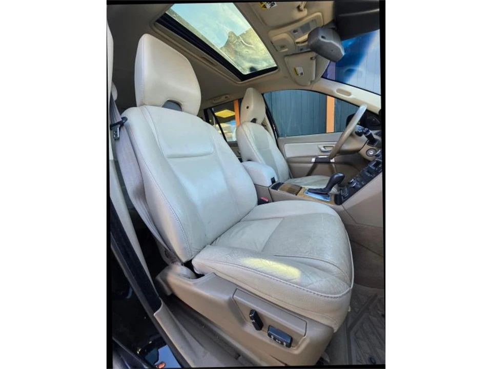 2011 Volvo XC90 1st Gen - Image 14 of 21