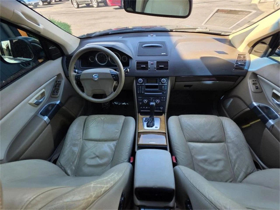 2011 Volvo XC90 1st Gen - Image 12 of 21