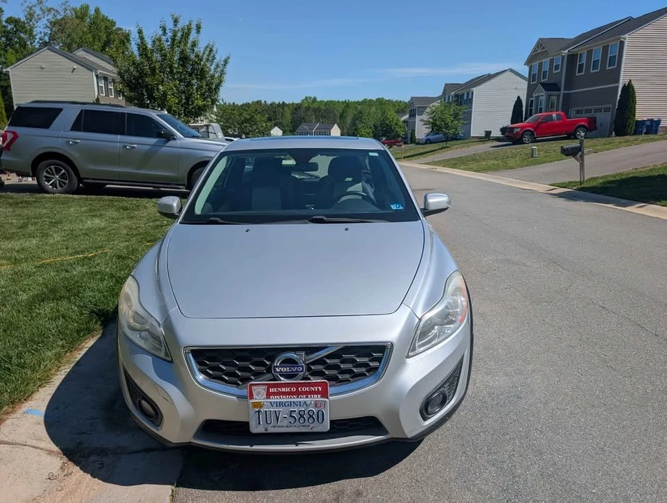 2011 Volvo C30 - Image 2 of 10