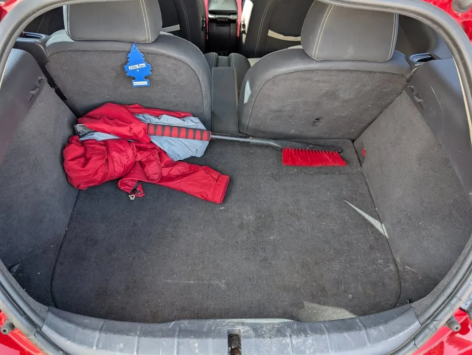 2011 Volvo C30 - Image 9 of 11