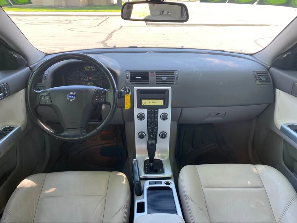 2011 Volvo S40 2nd Gen - Image 15 of 15
