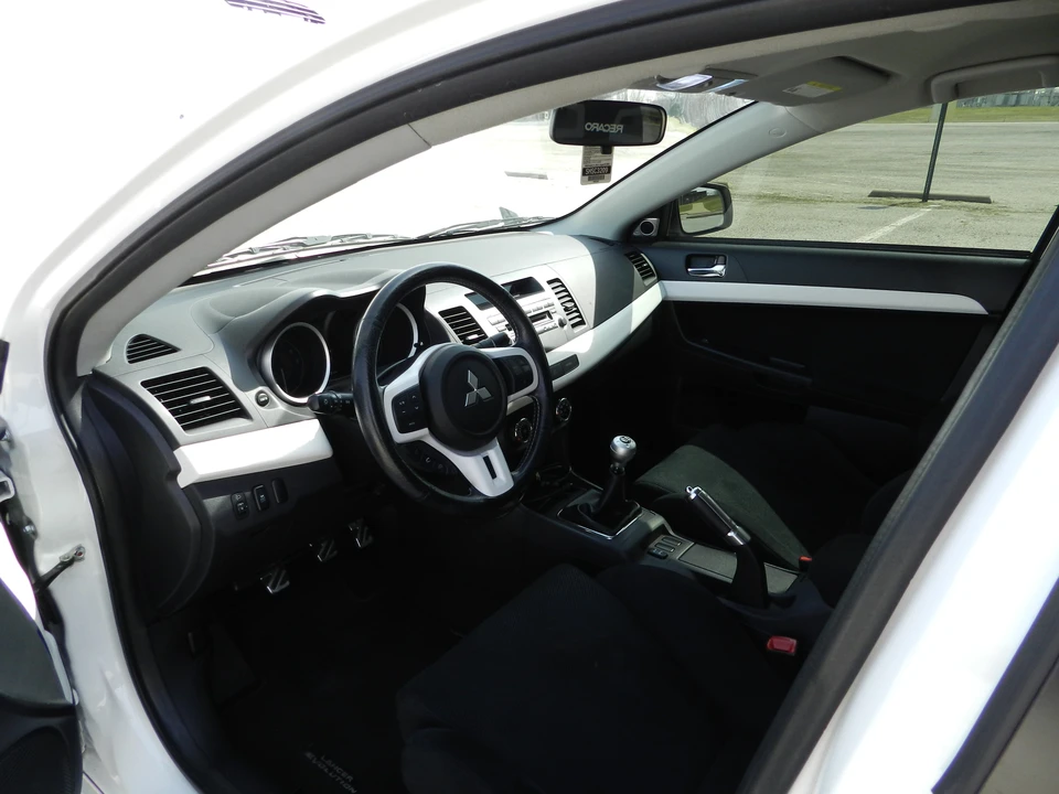 2011 Mitsubishi Lancer Evolution X 9th Gen - Image 3 of 5