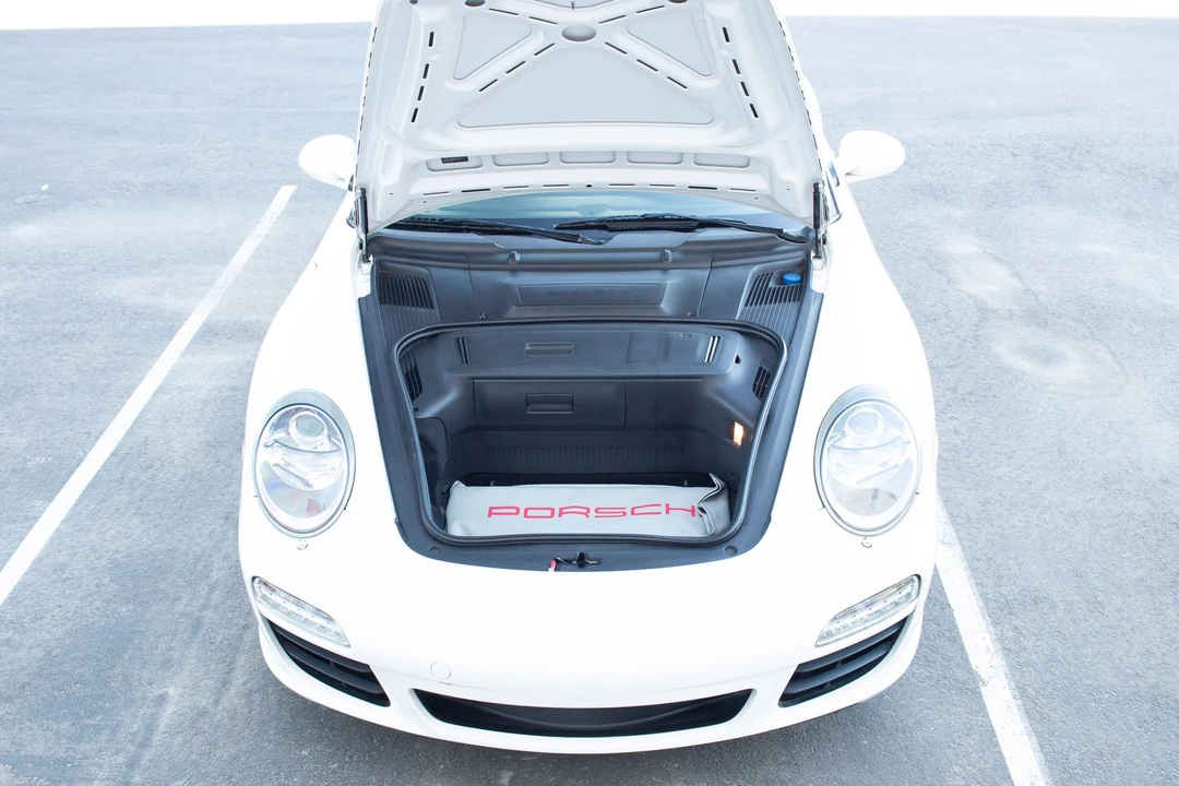 2011 Porsche 997 Carrera - Image 9 of 10