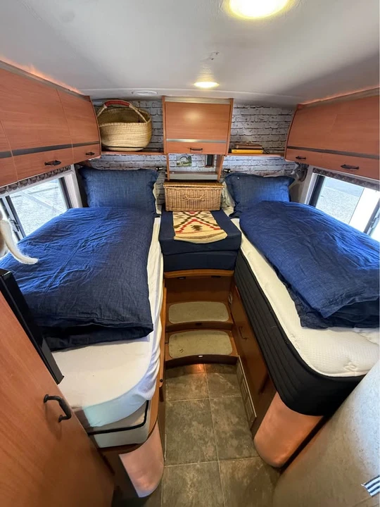 2011 Winnebago - Image 12 of 13