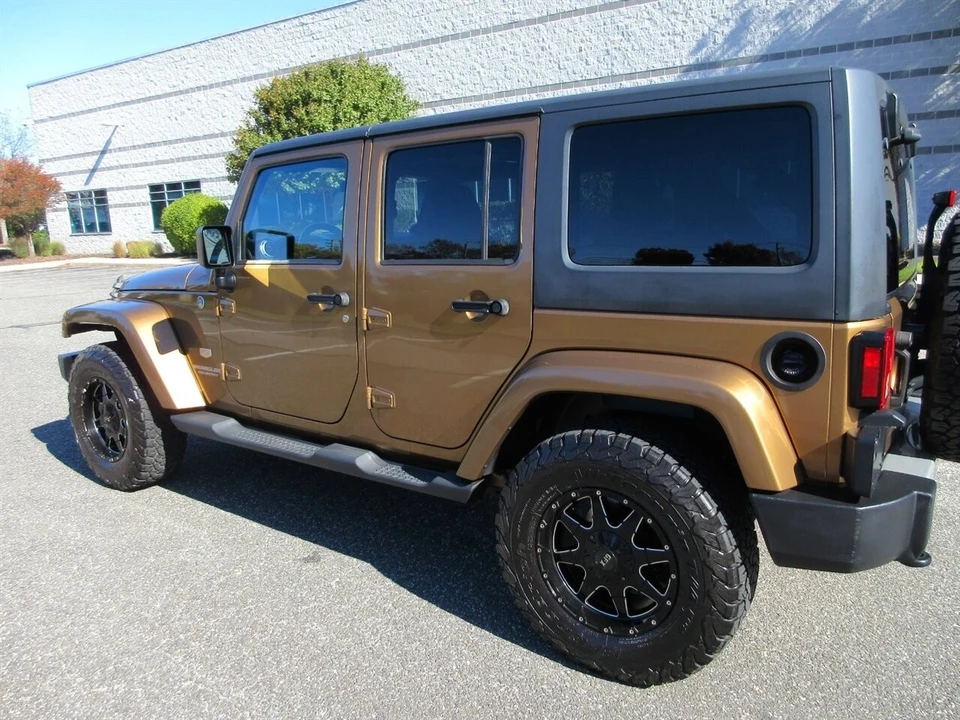 2011 Jeep JK Wrangler - Image 17 of 21