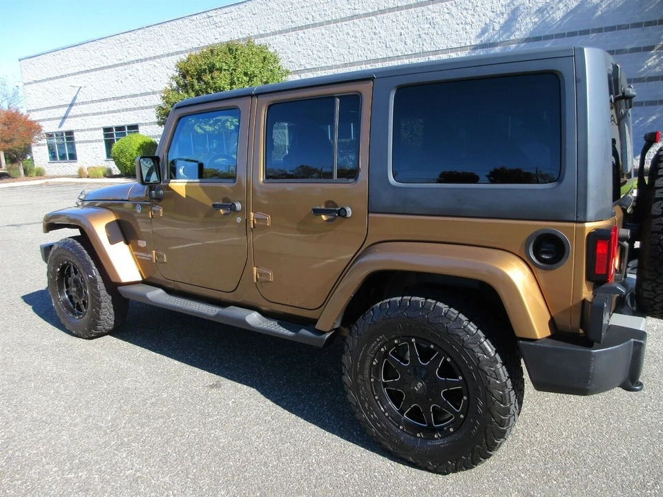 2011 Jeep JK Wrangler - Image 17 of 21