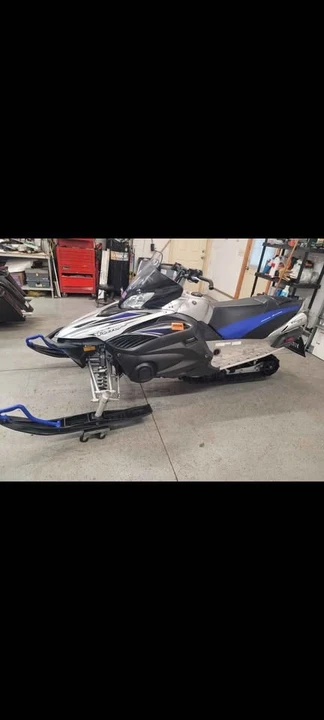 2011 Yamaha - Image 2 of 6