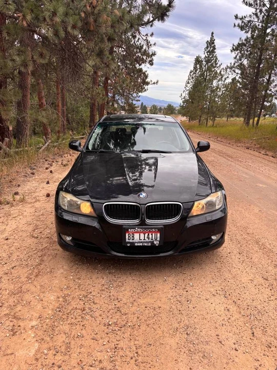 2011 BMW E90 3 Series Sedan - Image 2 of 12